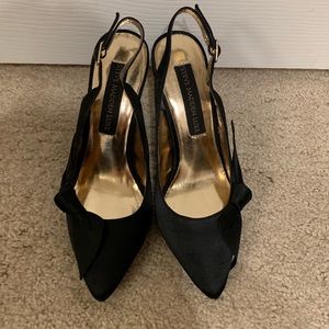 Steve Madden Black Pointed Satin Bow Heel Sz 7